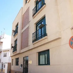 apartamentos-flores.es-andalucia.com/