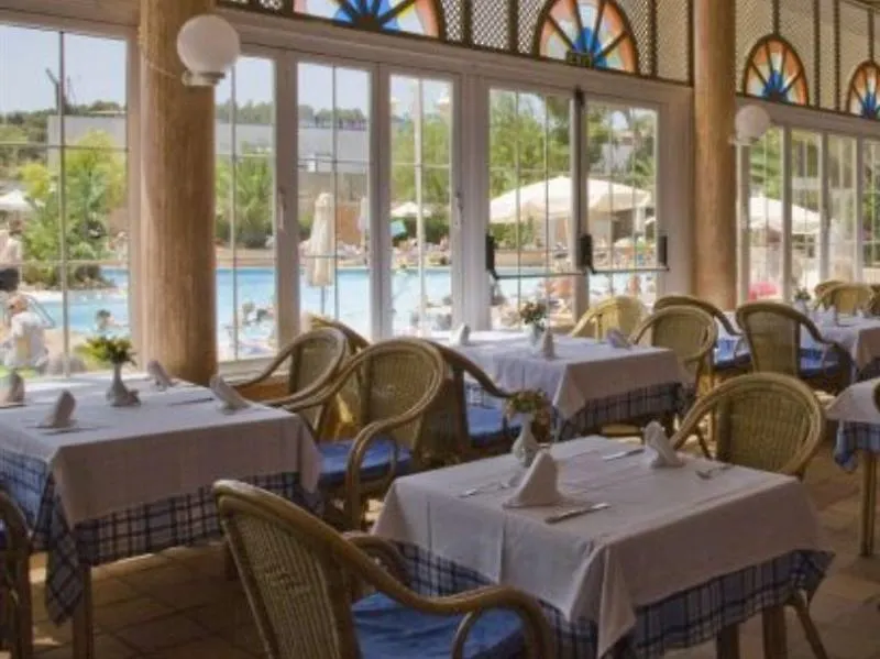 Hotel Globales Mimosa à Palmanova 4*,